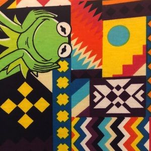 Lularoe // Classic Tee // XL // Disney Collection